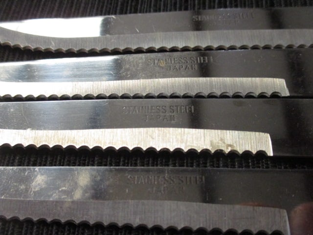 7 Vintage Steak Knives - 2