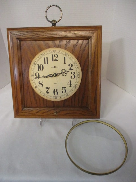 Howard Miller Wood Frame Quartz Wall Clock - 7