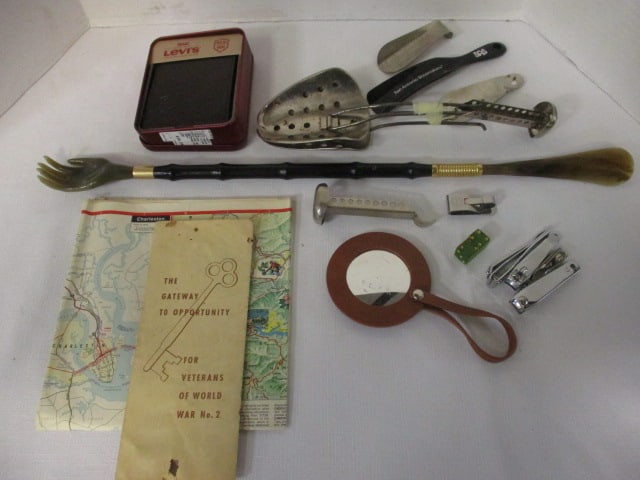 Vintage Men's Lot - Wallet, Shoe Horns, Shoe Stretchers, Luggage Tag, Map, etc.: see pictures and preview for selection and condition