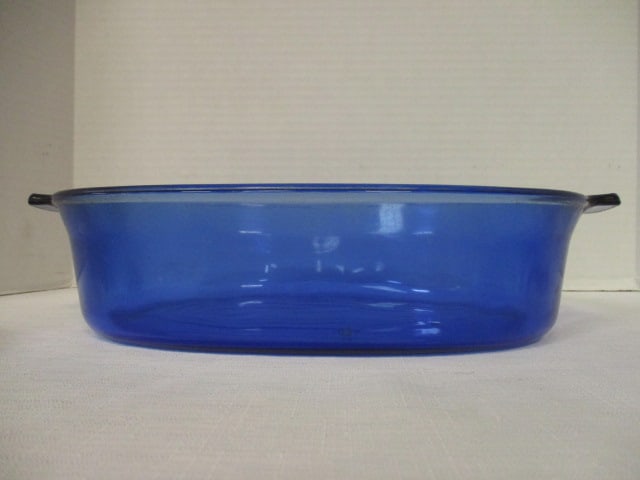 3 Vintage Pyrex "Woodland Brown" Milk Glass Cups, Pyrex Blue 2 1/2 Quart - 4