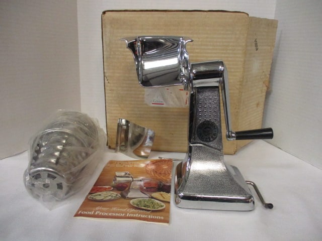 Vintage Kitchen Kutter Hand-Operated Food Processor (1 of 7)