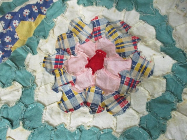 Antique Handmade "Grandmother's Flower Garden" Quilt Top - 7