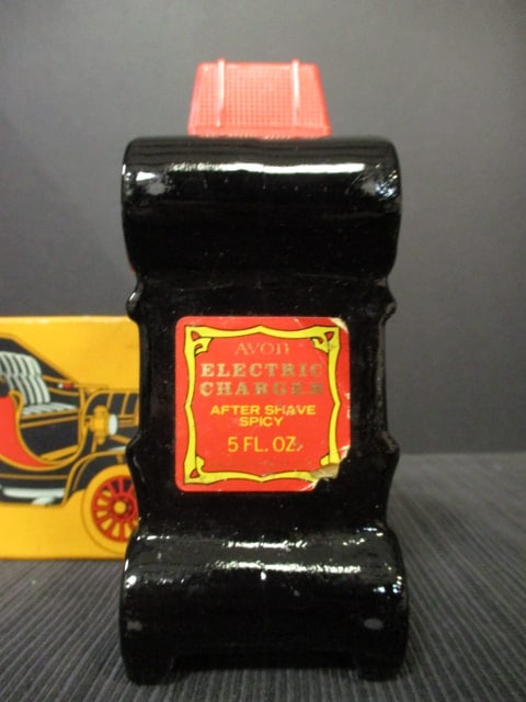 Lot of Vintage Avon Aftershave Containers - Cars, Horse, Pipe, Viking, etc. - 12