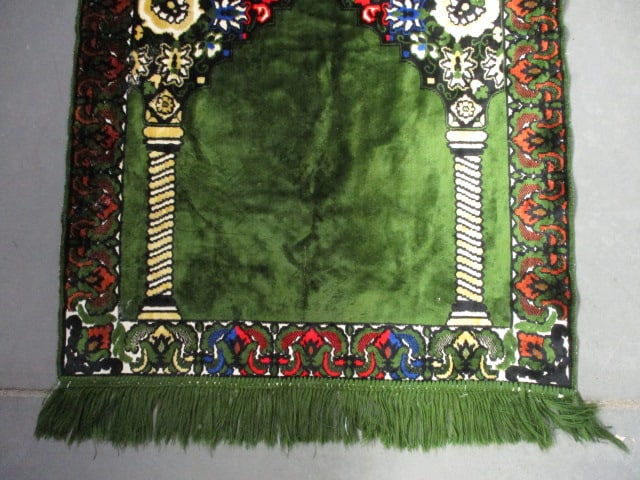 Vintage Janamaz Vibrant Prayer Rug - 4