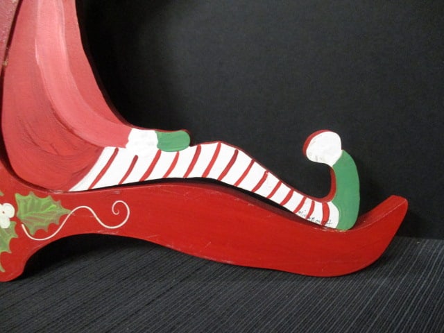 Handpainted and Signed Elf Wood Shelf Sitter and Ceramic Santa Face - 10