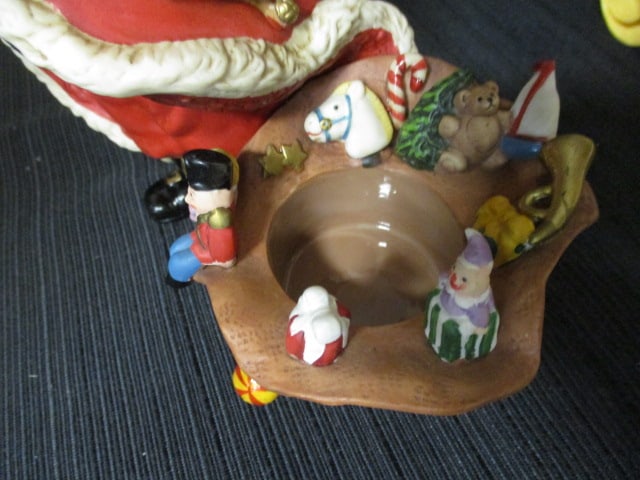 Party Lite "Santa Checking His List" Candle Holder in Original Box and Extra - 8