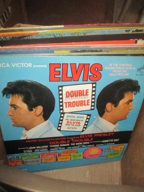 Lot of Vintage "Elvis Presley" Record Albums: see pictures and preview for selection and condition