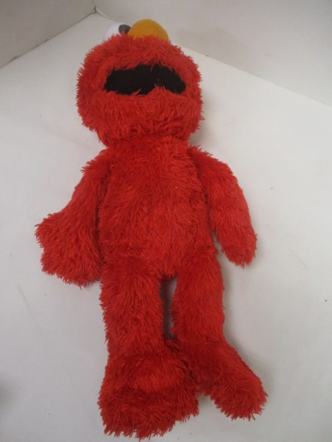 Vintage "Tickle Me Elmo" Talking Stuffed Animal: works