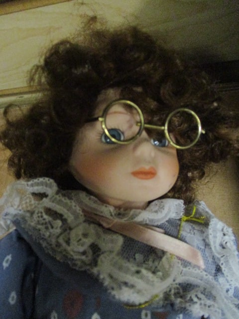 Brinn's Porcelain and Cloth Doll and Small Vintage Ceramic and Cloth Doll - 3