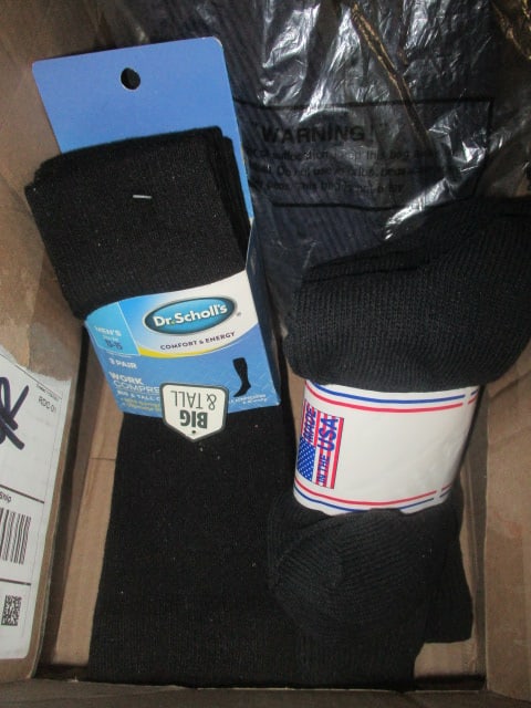 Lot of New Old Stock Men's Compression Socks, Ike Behar Memory Foam - 4