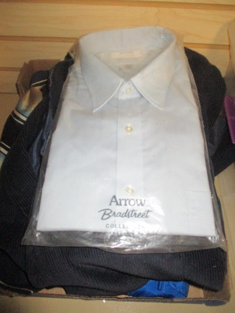 Lot of Vintage Men's Neckties, Dress Shirts, and Corduroy Blazer: see pictures and preview for selection and condition 