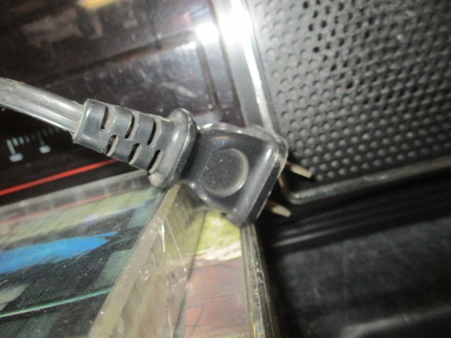 Emerson AM/FM and Cassette Deck Stereo Radio with 3 Cassettes - 5