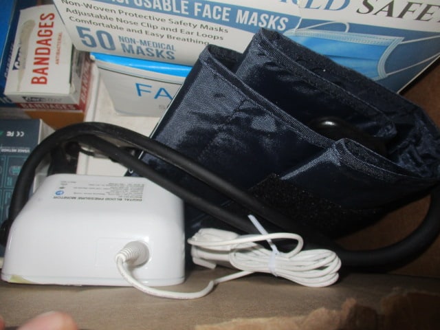 Health and Exercise Lot - Calf, Thigh, and Knee Massager, Sunbeam Heating Pad, - 6