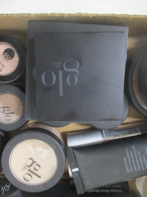 Lot of Glo Skin Beauty Makeup - Burgandy/Browns/Medium to Darker Colors - 3