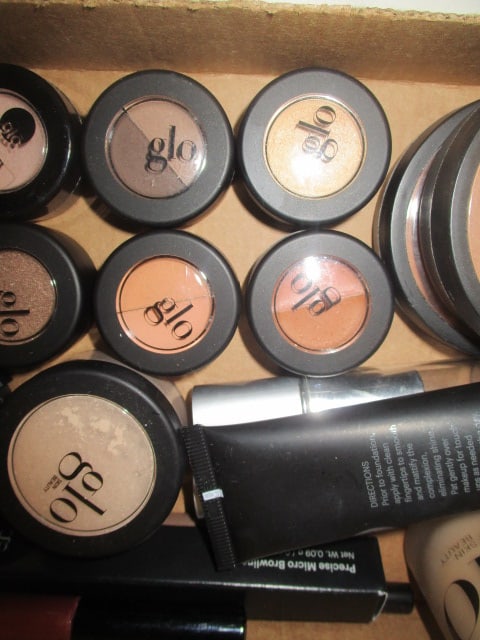 Lot of Glo Skin Beauty Makeup - Burgandy/Browns/Medium to Darker Colors - 4