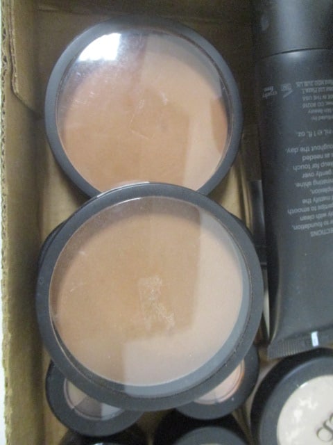 Lot of Glo Skin Beauty Makeup - Burgandy/Browns/Medium to Darker Colors - 5