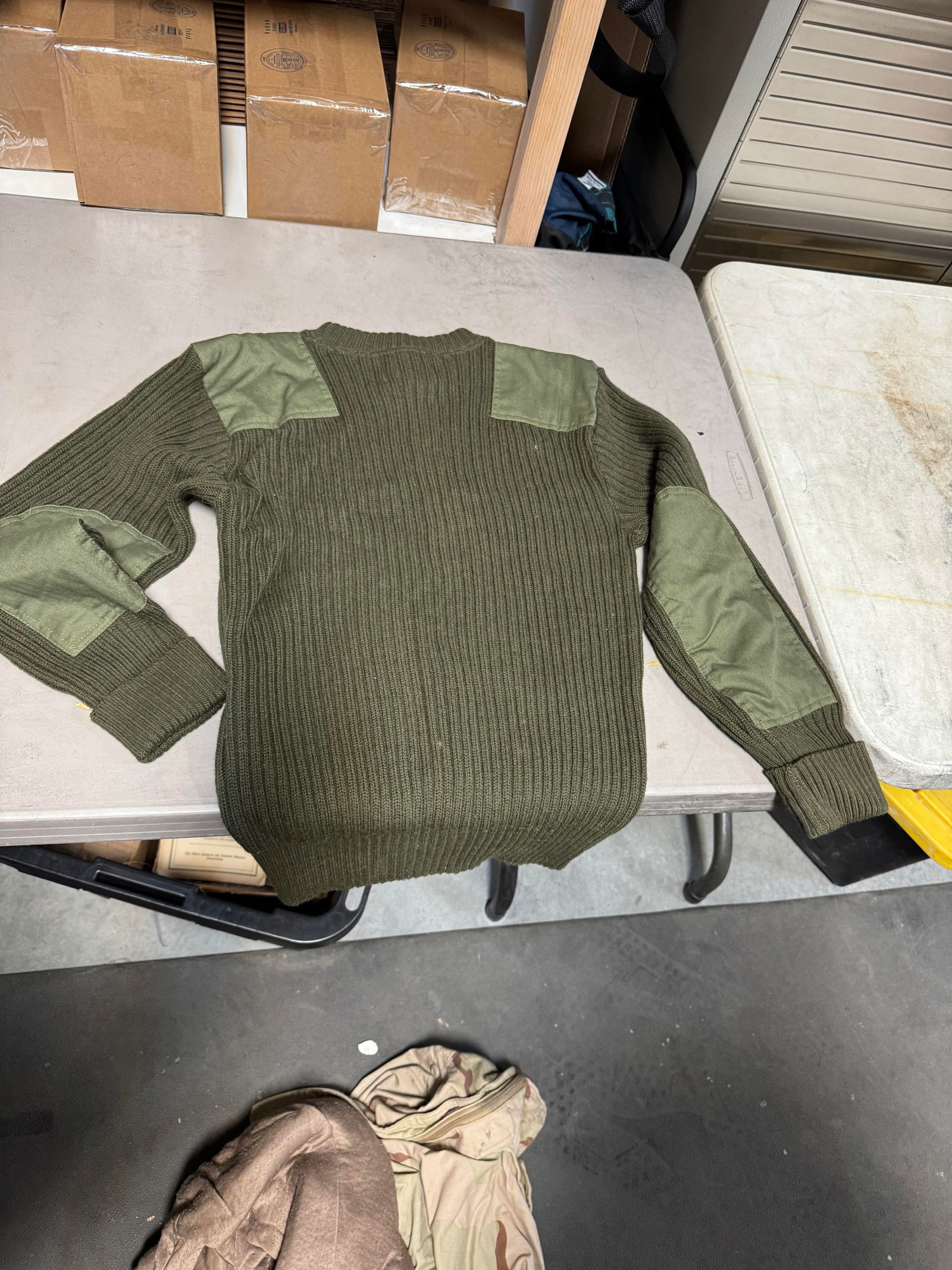 Large Misc Modern Uniform Lot - 16