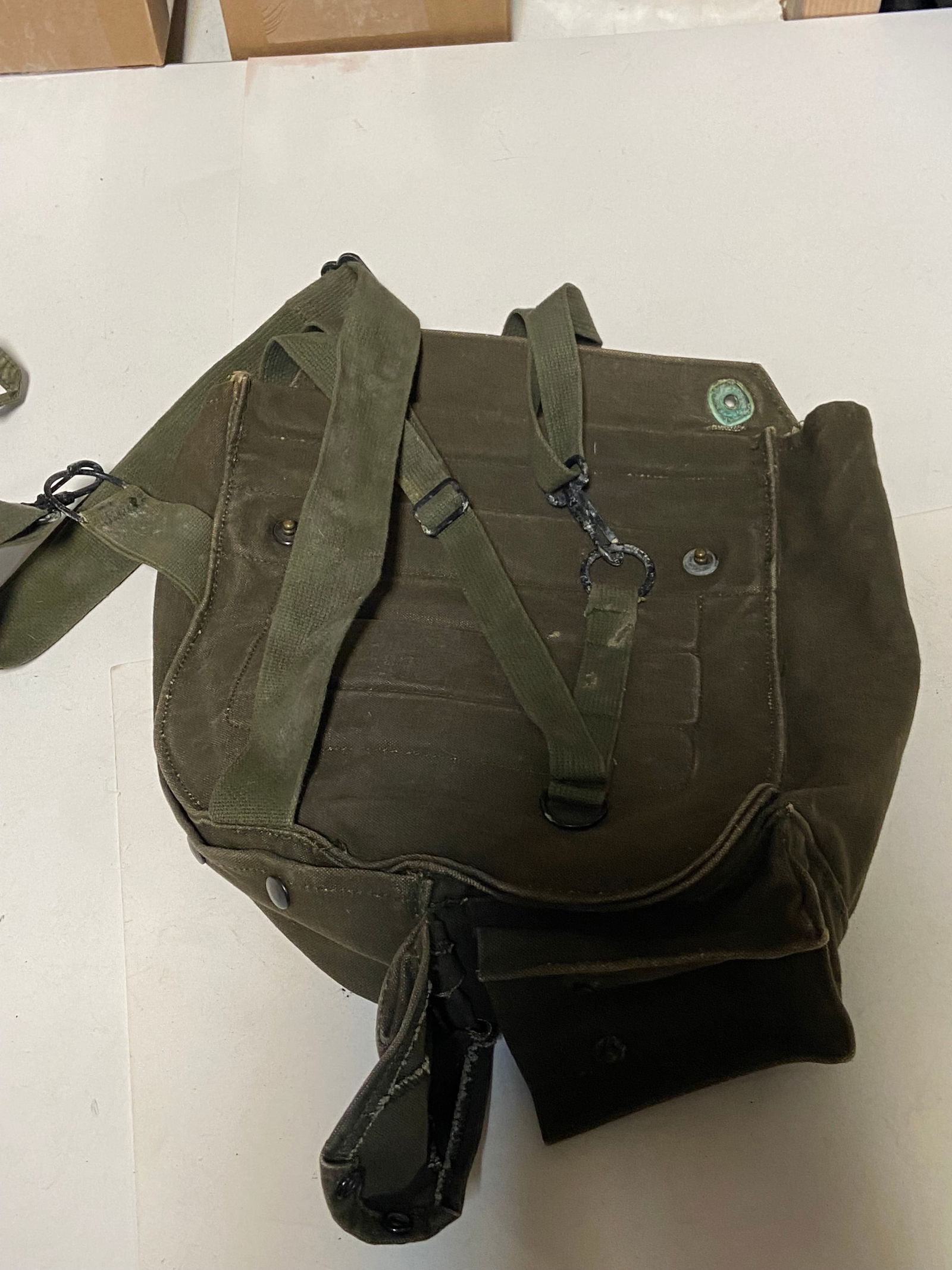 US M17A2 Biological Chemical Gas Mask in Bag - 8