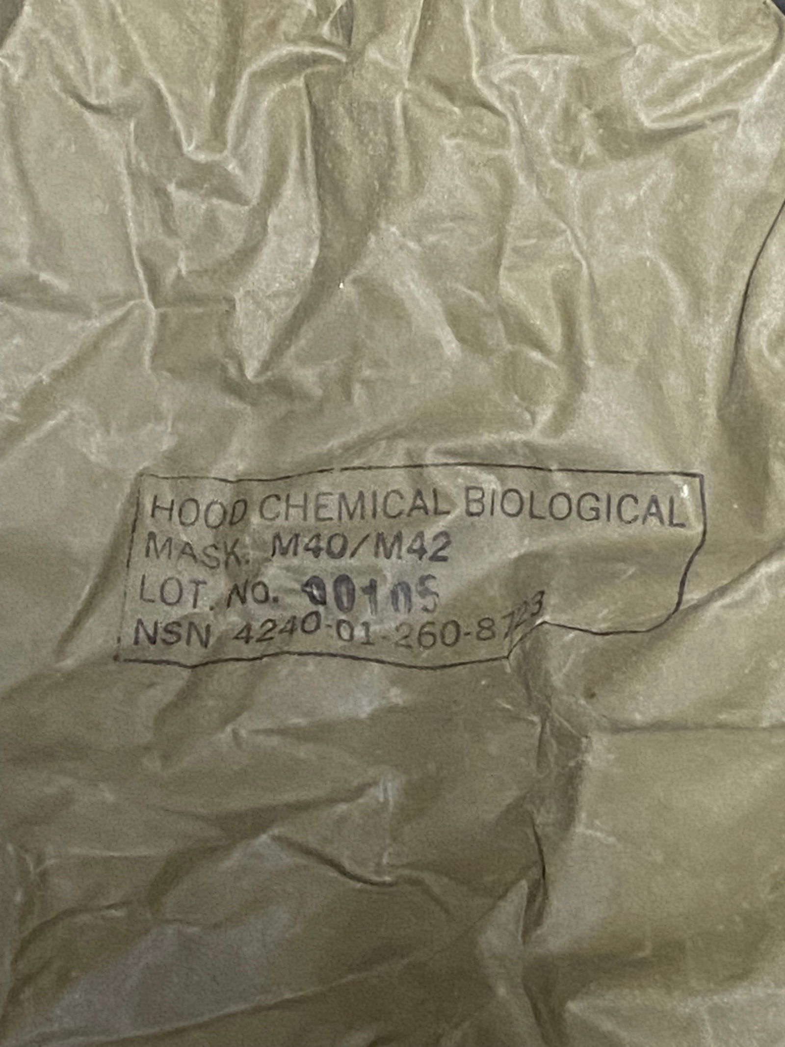 US Chemical Biological Field M40 Gas Mask in Bag with Manual - 17