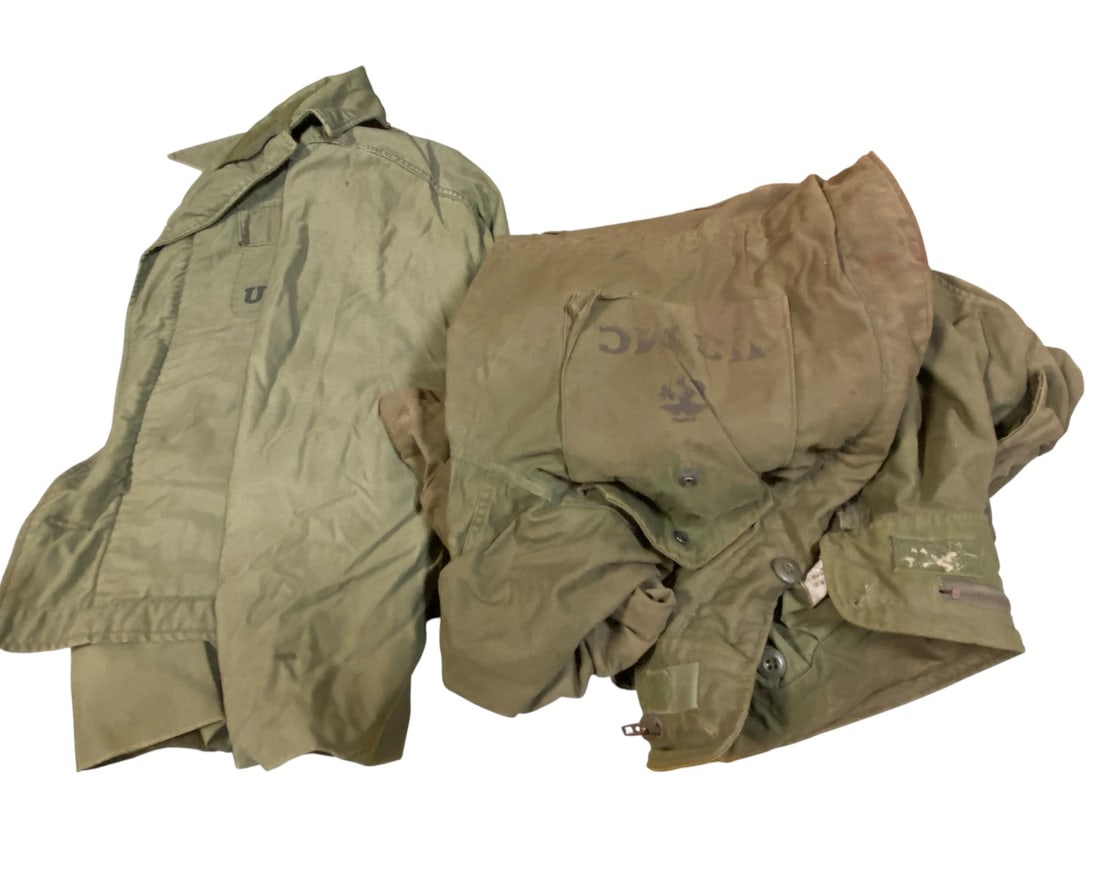 (2) US Marine Corp Field Jackets: See photos for contract codes and other details. 1- Cold Weather 1982 dated, 2- 1970s wool lined US Marine Corp jacket. Both good condition, could use cleaning