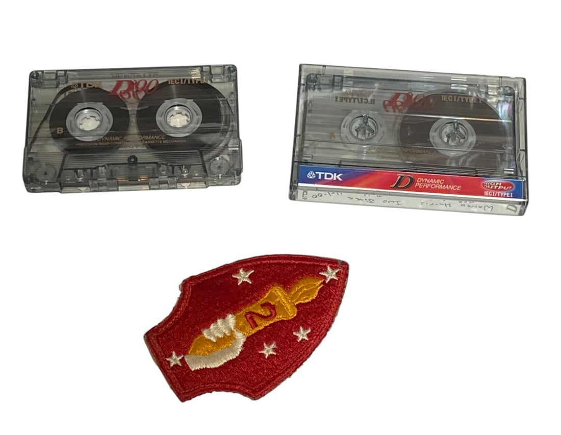 US WWII Veteran Memoir Tapes ID'd Warren Harris: (2) Tapes and a 2nd Marines Patch.