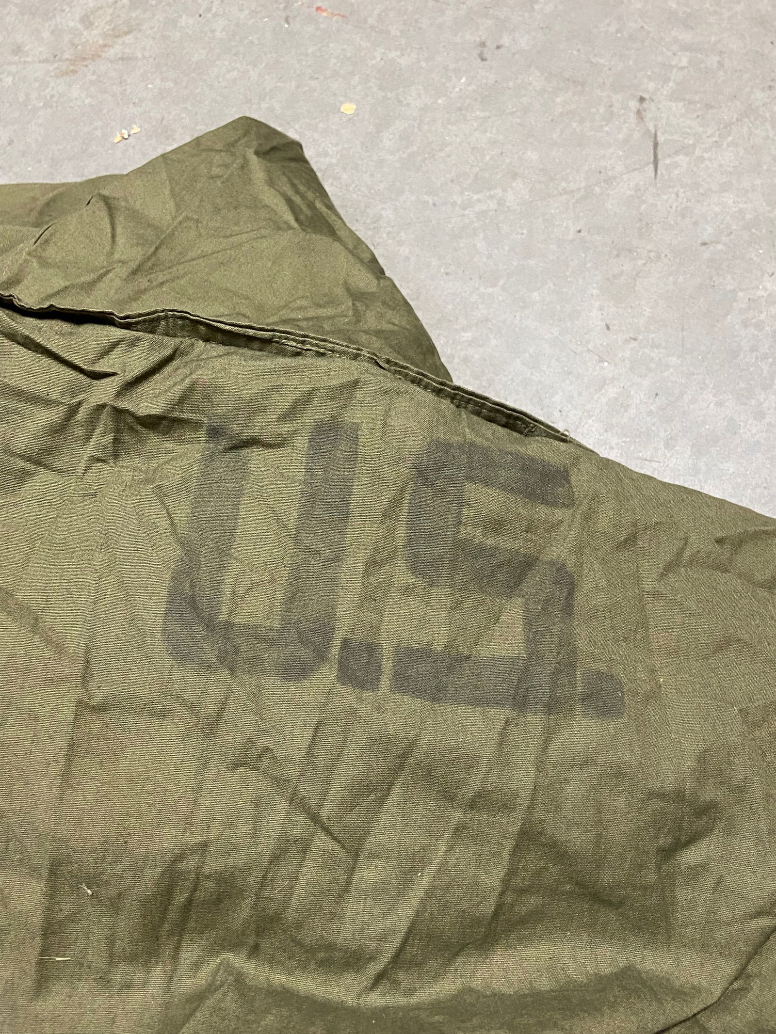 US WWII 1945 Cold Weather Sleeping Bag and Carry Bag - 2