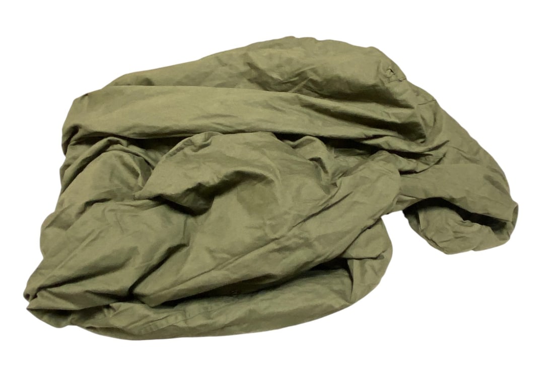 US WWII 1945 Cold Weather Sleeping Bag and Carry Bag - 4