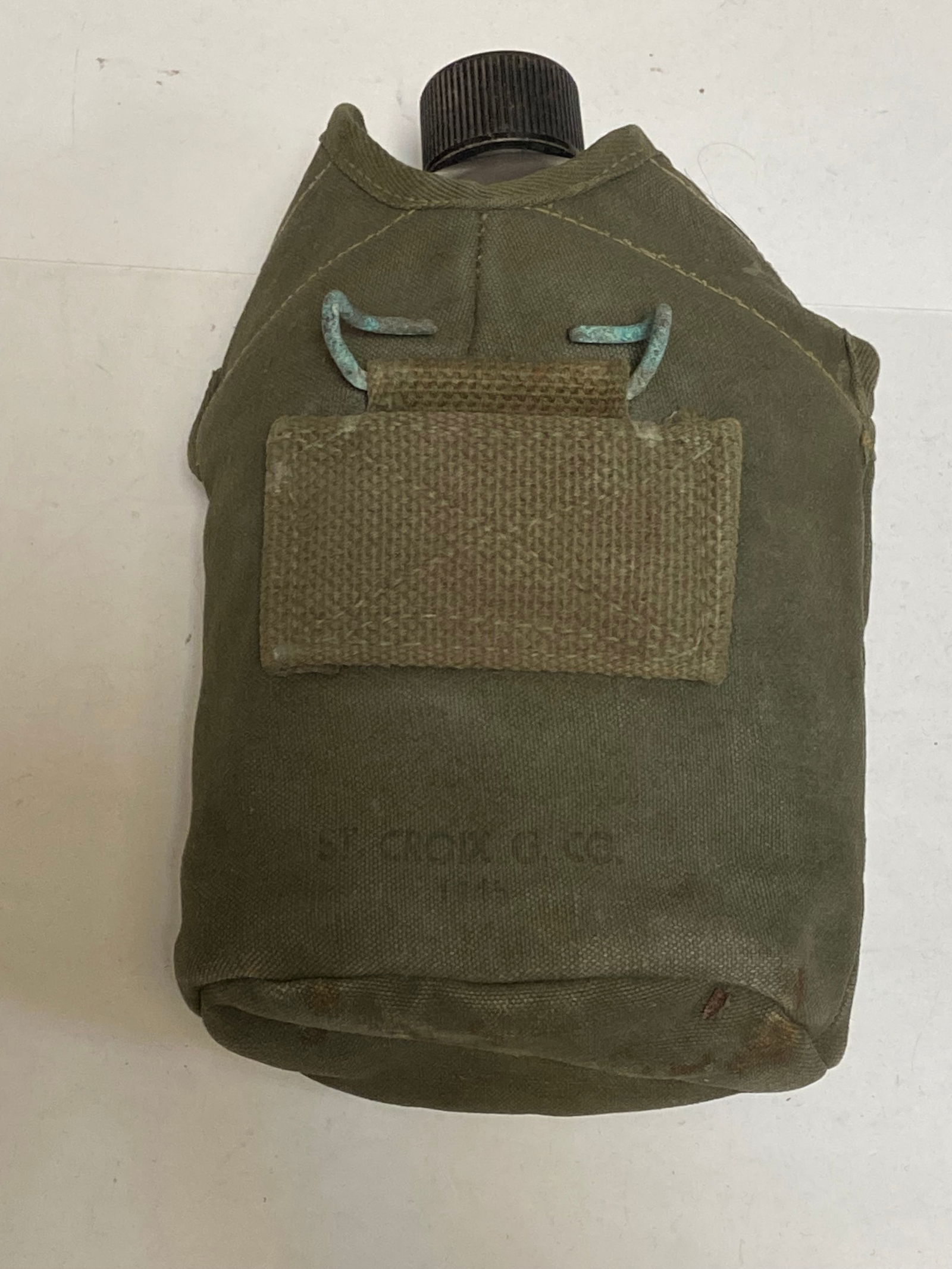 (3) US WWII Canteens and (1) Empty Canteen Carrier - 7