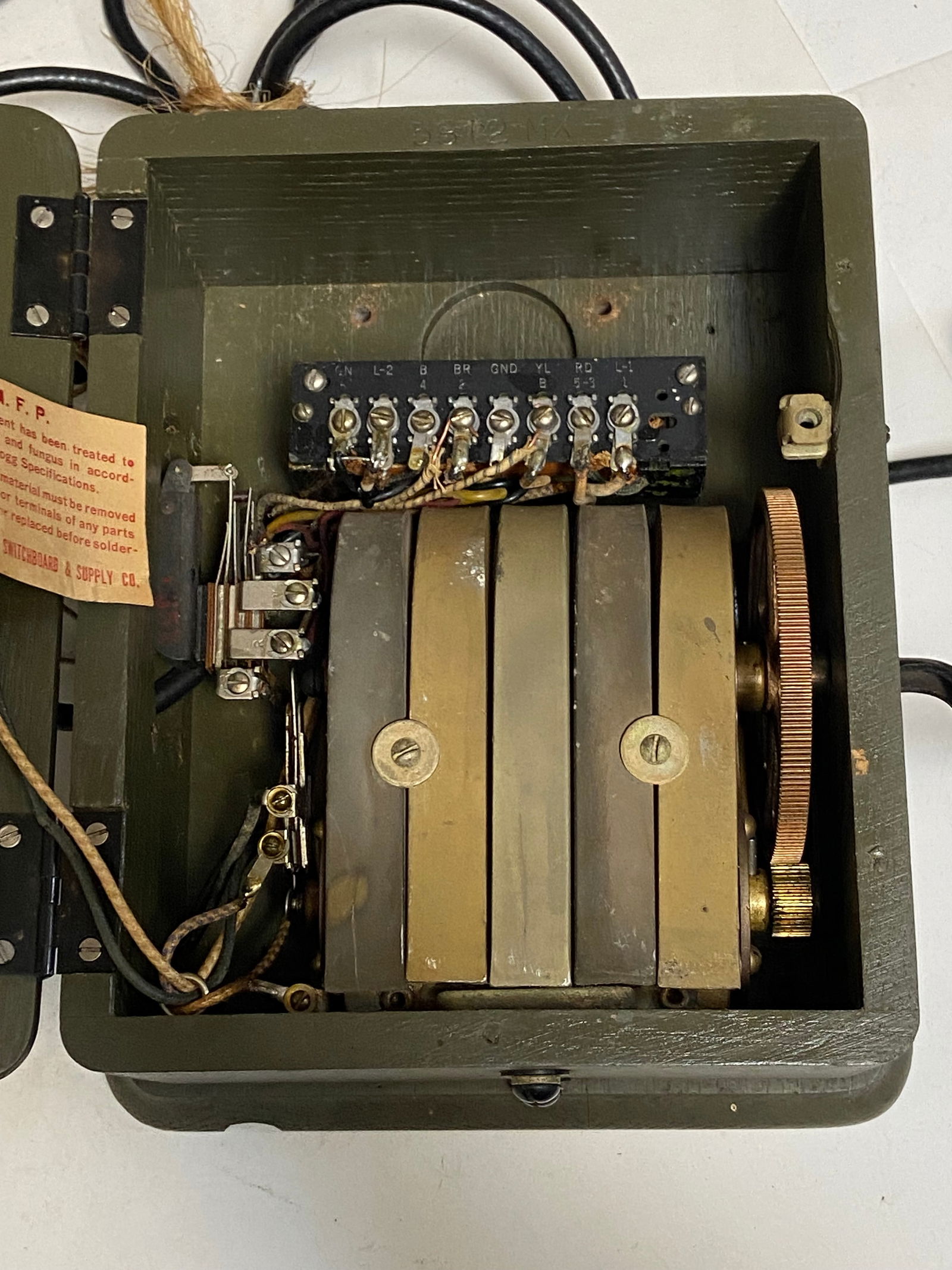 US WWII USN Kellogg Switchboard Supply CO 5812-MX Wall Phone - 10