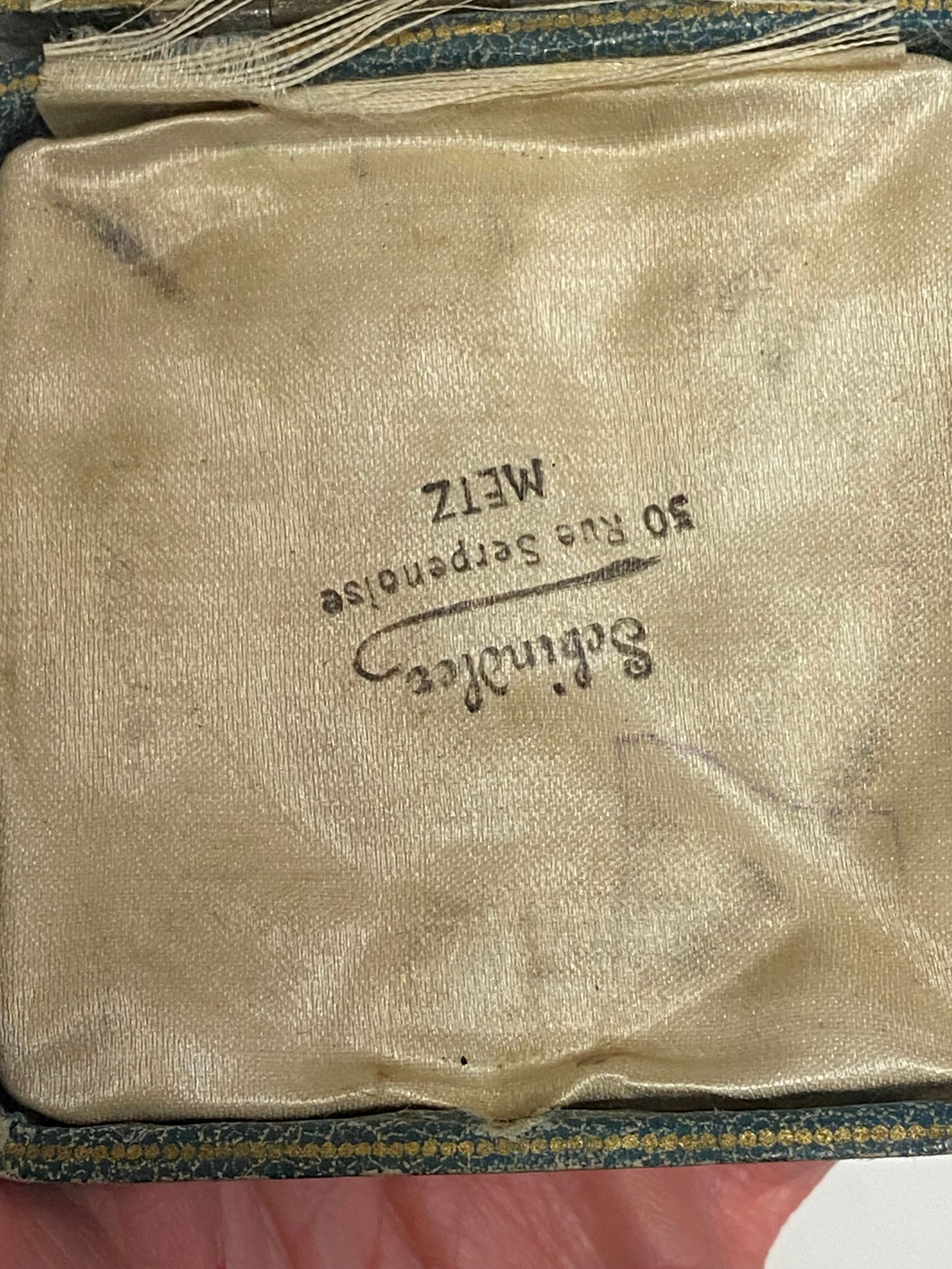 Rare 1934 Hitler Medal in Case - 5