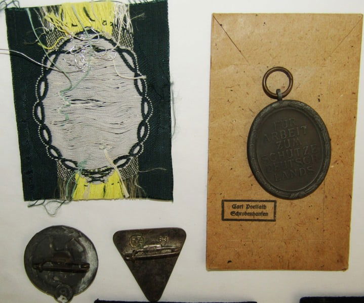 (9) German WWII Insignia, Badges and More - 4