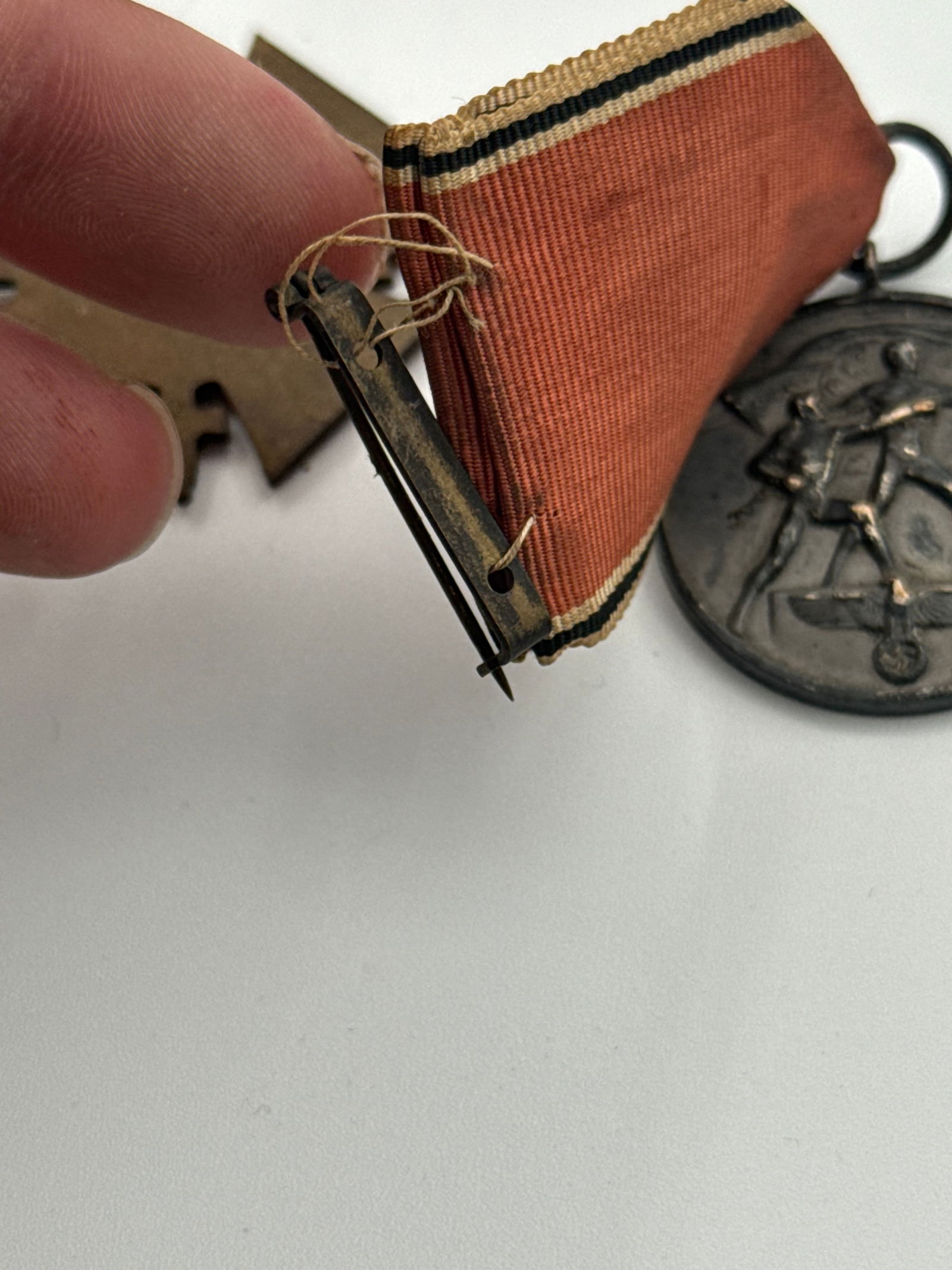 Early WWII Austrian Annex Medal and WWI Honor Cross of 1914/1918 (Hindenburg Cross) - 6