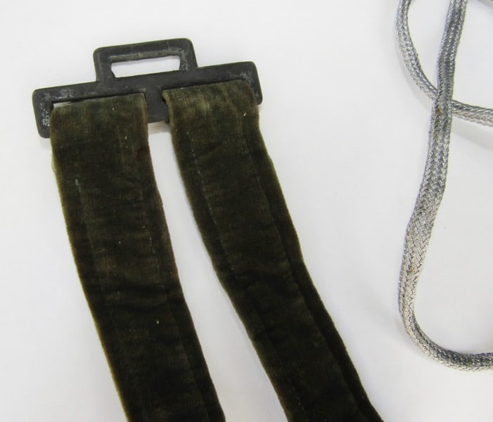 German WWII Original Heer Officer's Dagger Hangers and Silver Portepee - 7