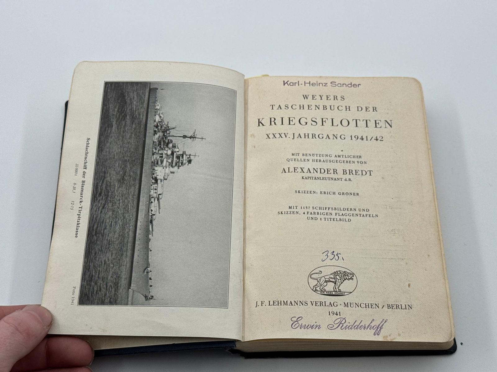 Rare German U-Boat Reference Book - Anschutz & Co. Weyer’s Taschenbuch Der Kreigs-Flotten 1941 - 6