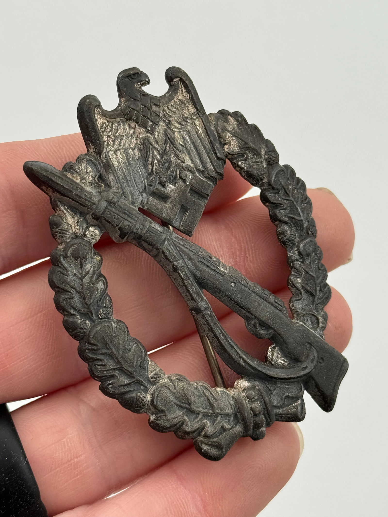 German WWII Army Infantry Assault Badge in Silver - 7