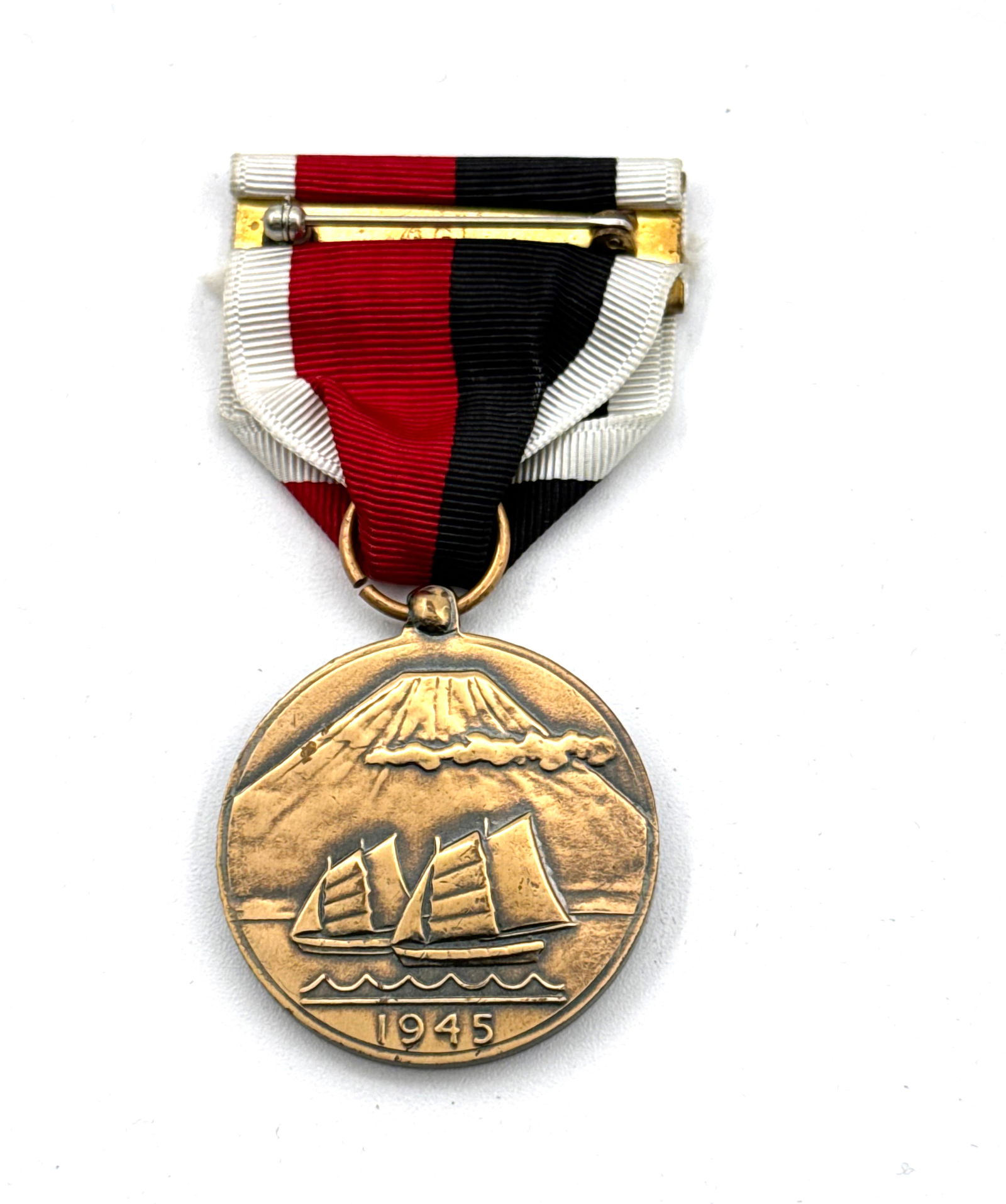 (2) US Medals and (1) WWI German Patriotic Sweetheart Pin/Brooch - 3