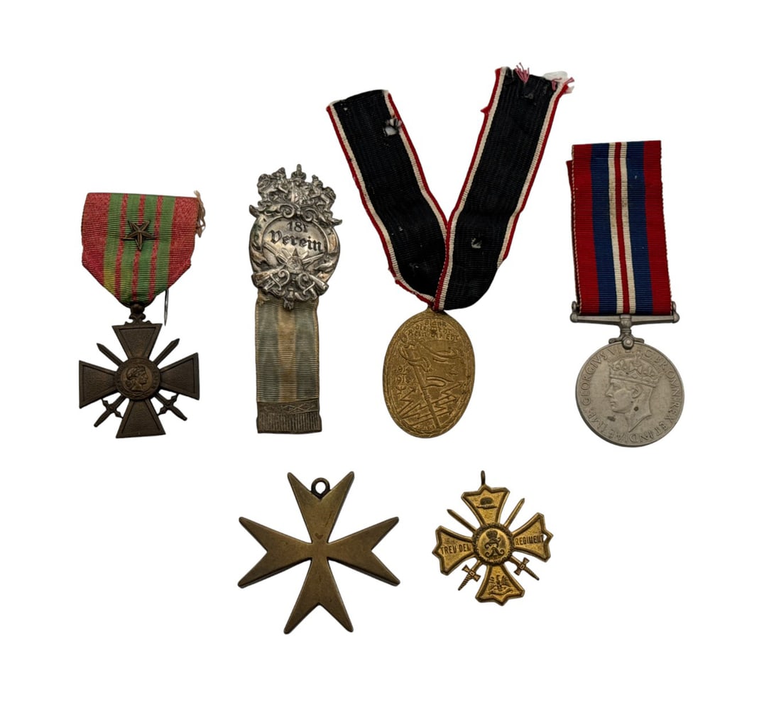 Lot of Foreign Service Veteran-Associated Decoration Medals & Maltese Pendant (1 of 11)