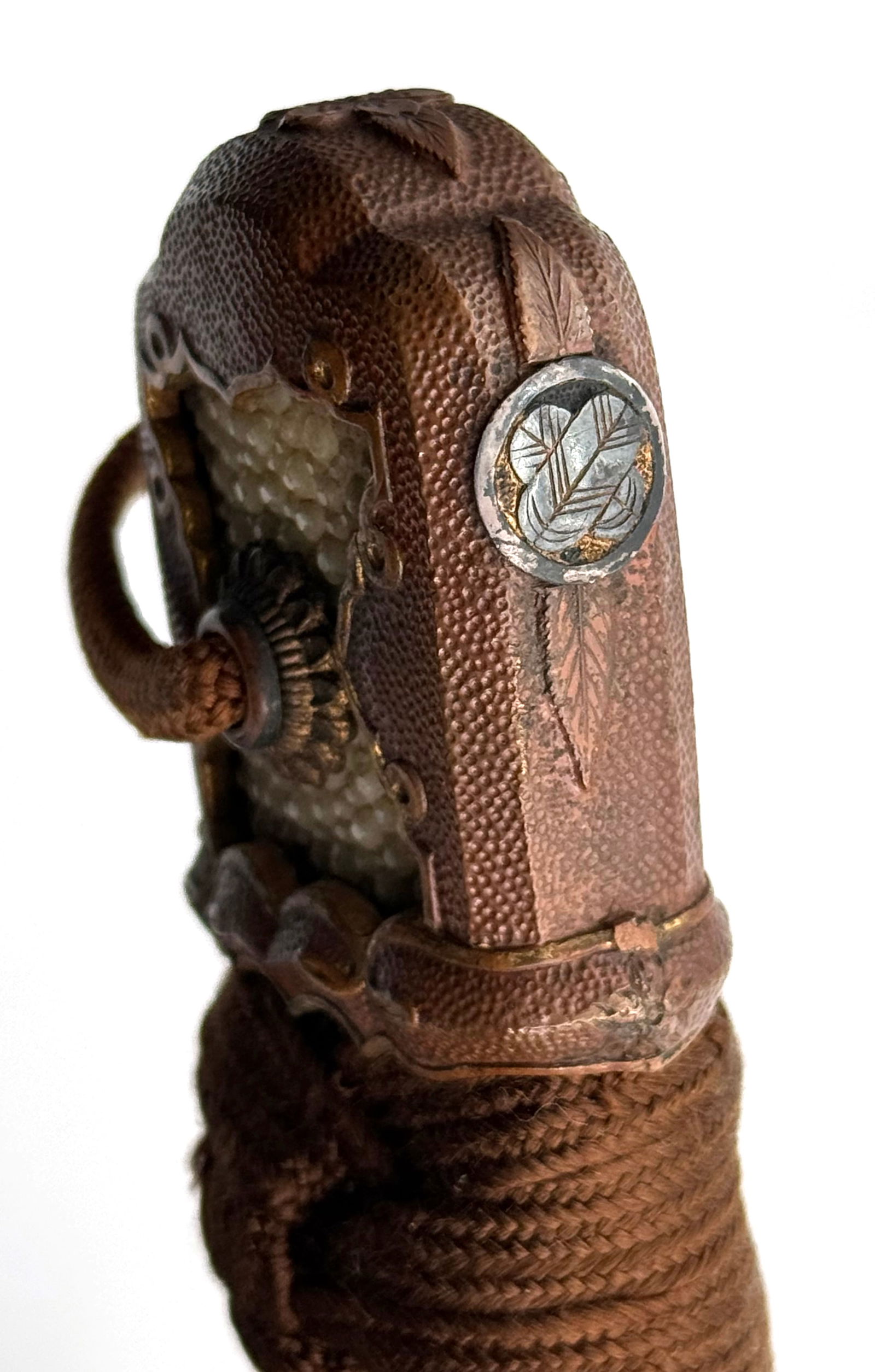 Japanese WWII Shin-Gunto Officer's Katana - Late Koto/Early-Shinto Sue-Mino School Blade/Shirasaya - 8