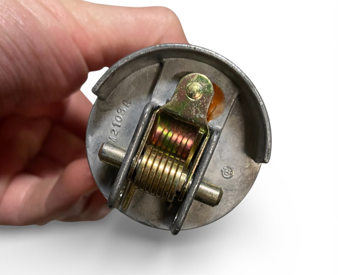 1966 Harvell-Kilgore K-500 Parachute Red Signal Flare Canister - 7