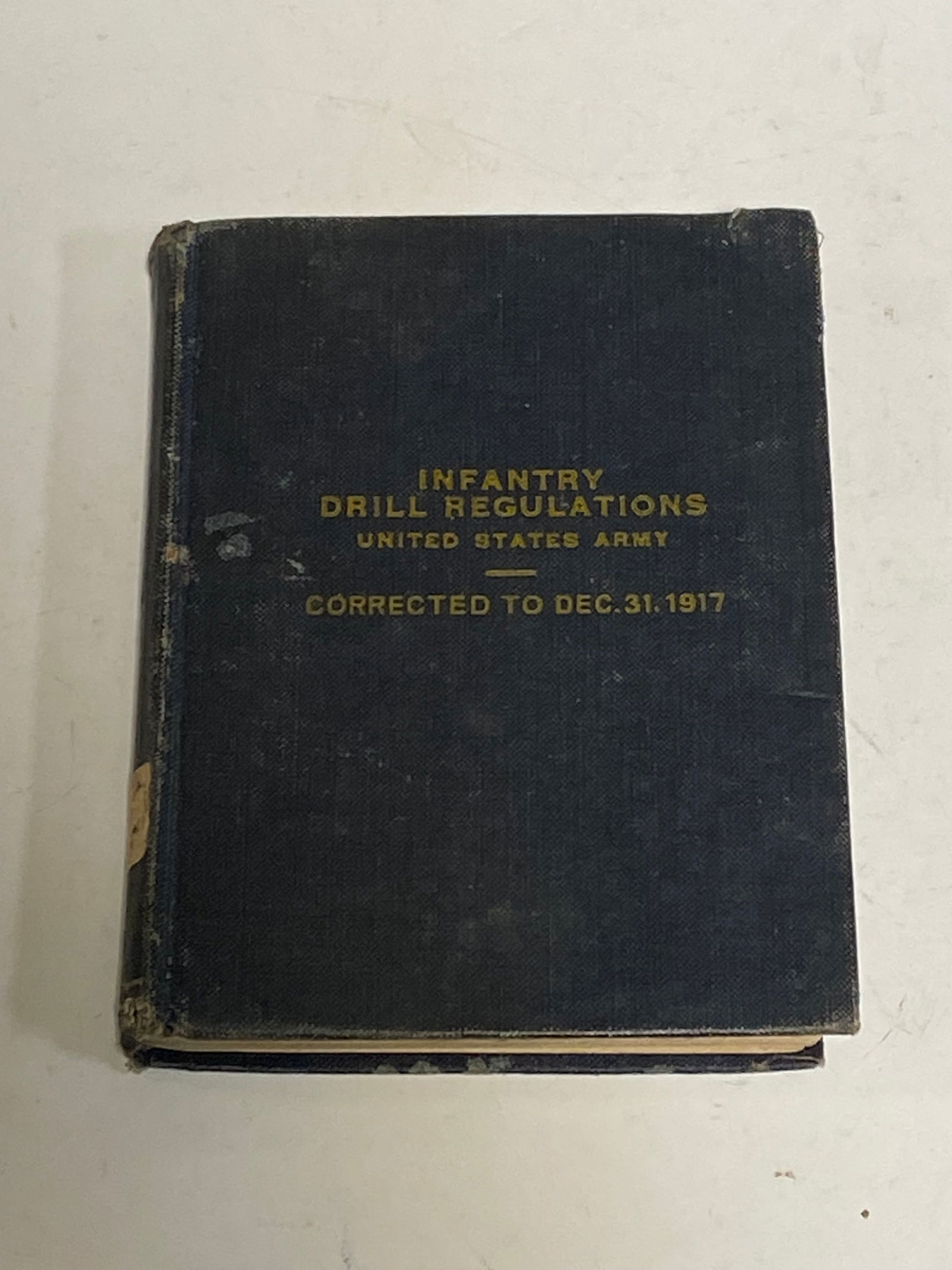 Various WWI Booklets and Pay Record Book - 8