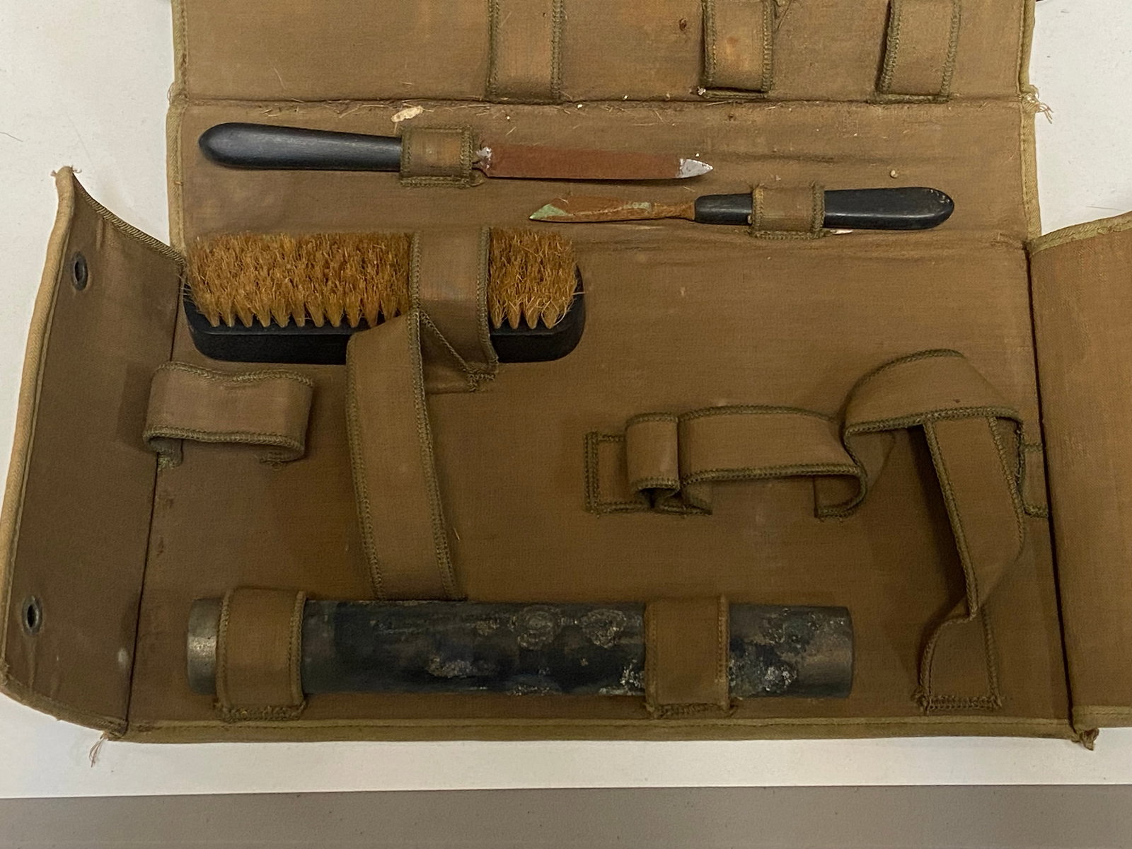 Extremely Interesting WWI Era US-Named Housewife Kit  - 11