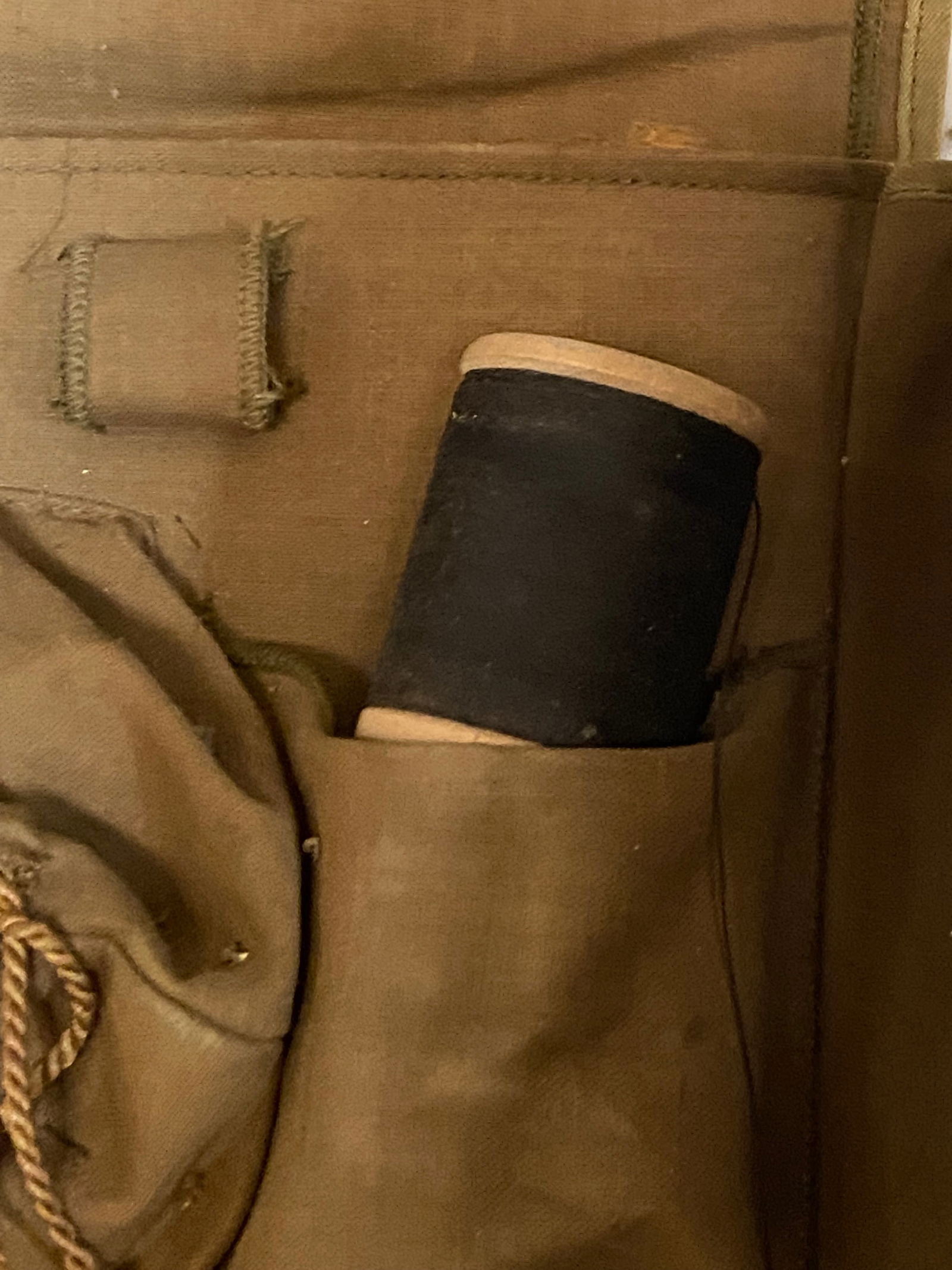 Extremely Interesting WWI Era US-Named Housewife Kit  - 9