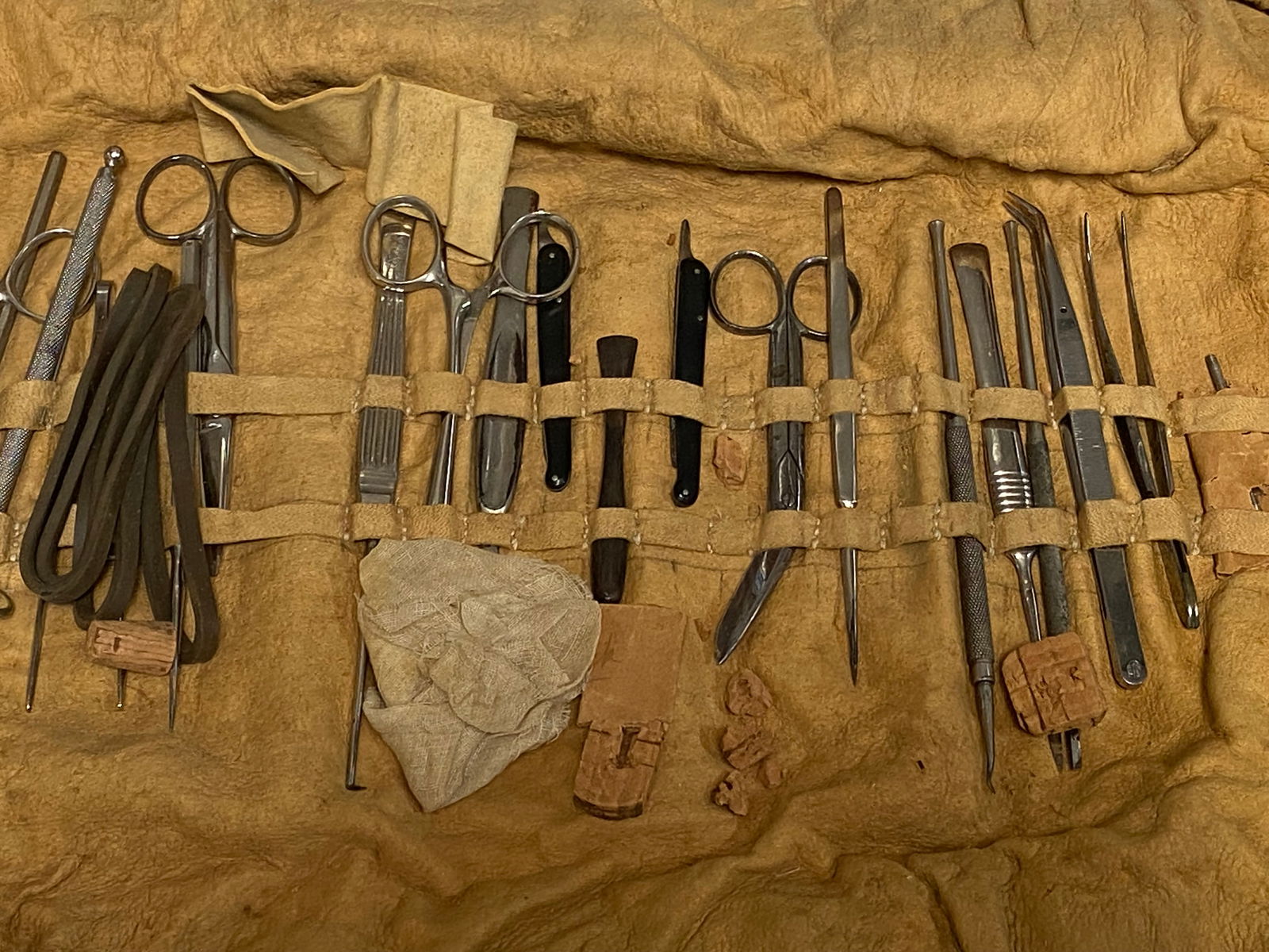 WWI Medical Instruments Case  - 4