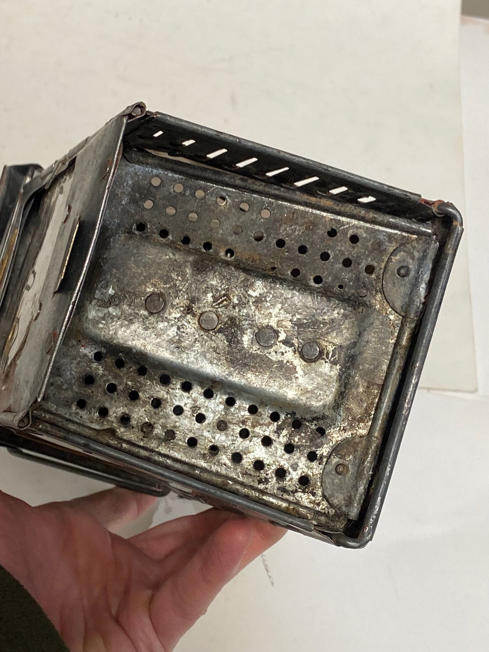 Vintage WWI Stonebridge Folding Candle Lantern - 4