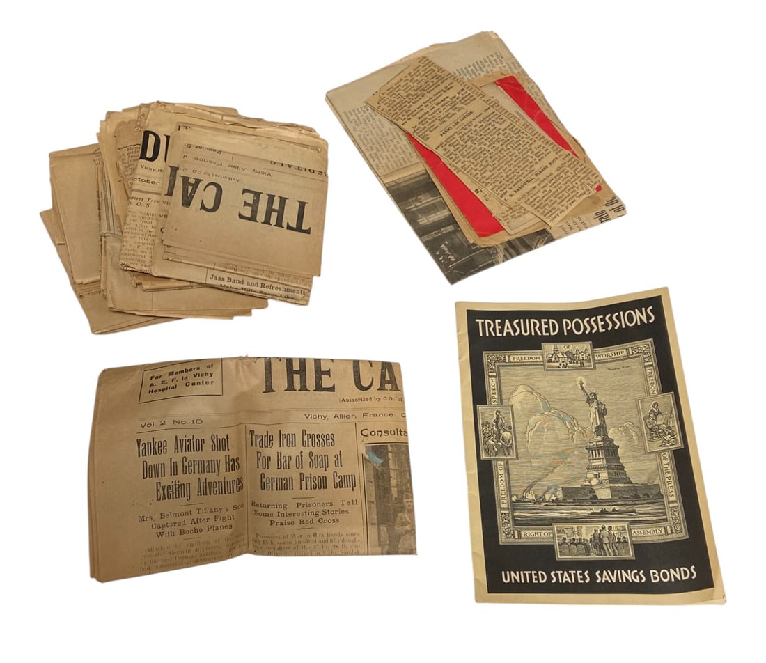 Various WWI Newspapers and Booklet (1 of 8)