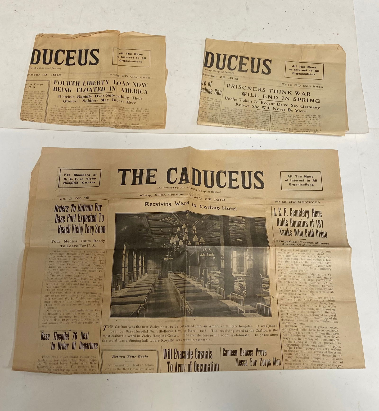 Various WWI Newspapers and Booklet - 5