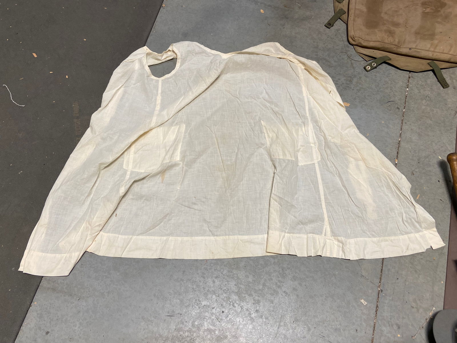 (2) Rare WWI Red Cross Nurse Dresses  - 8