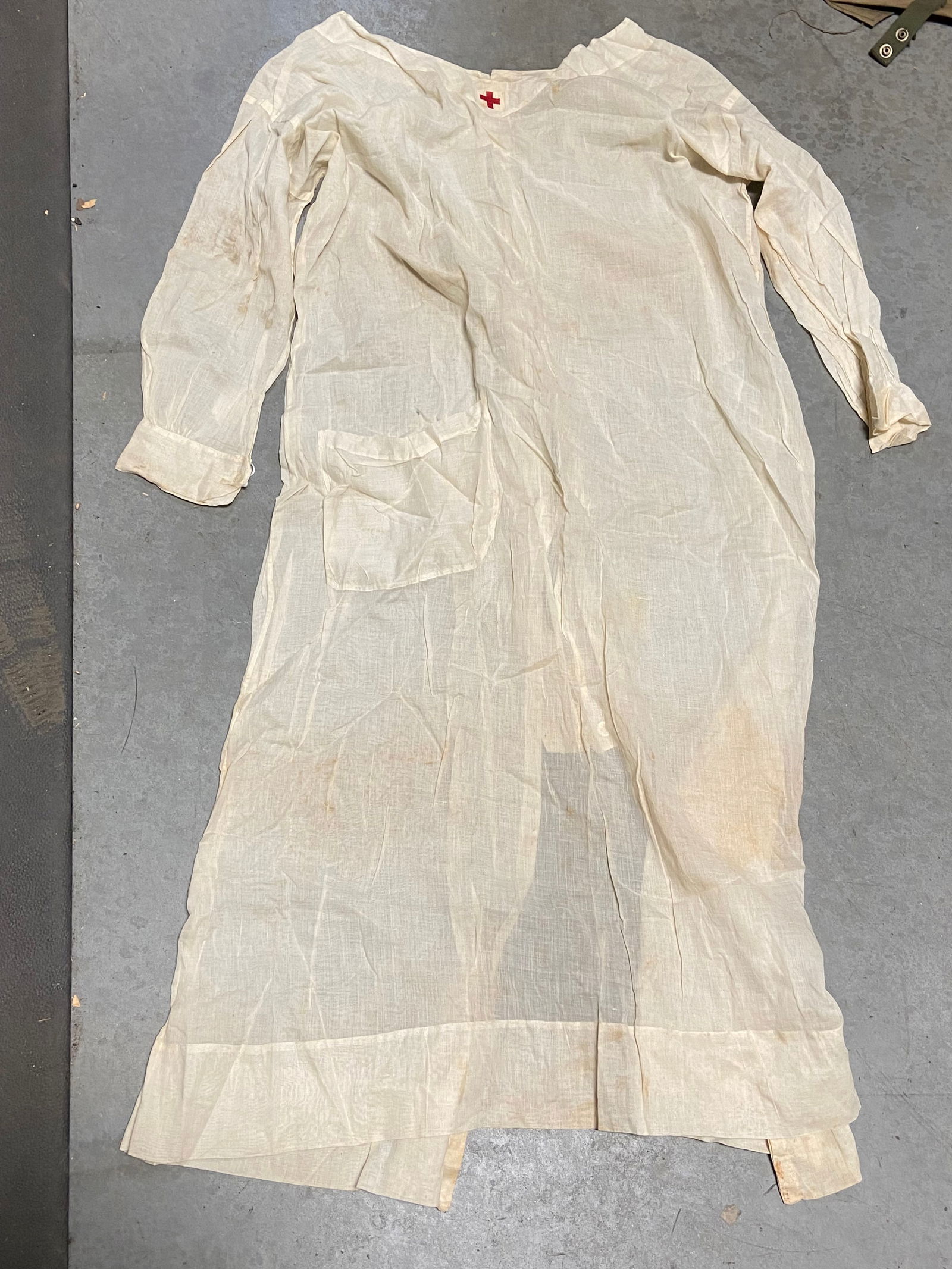 (2) Rare WWI Red Cross Nurse Dresses  - 2