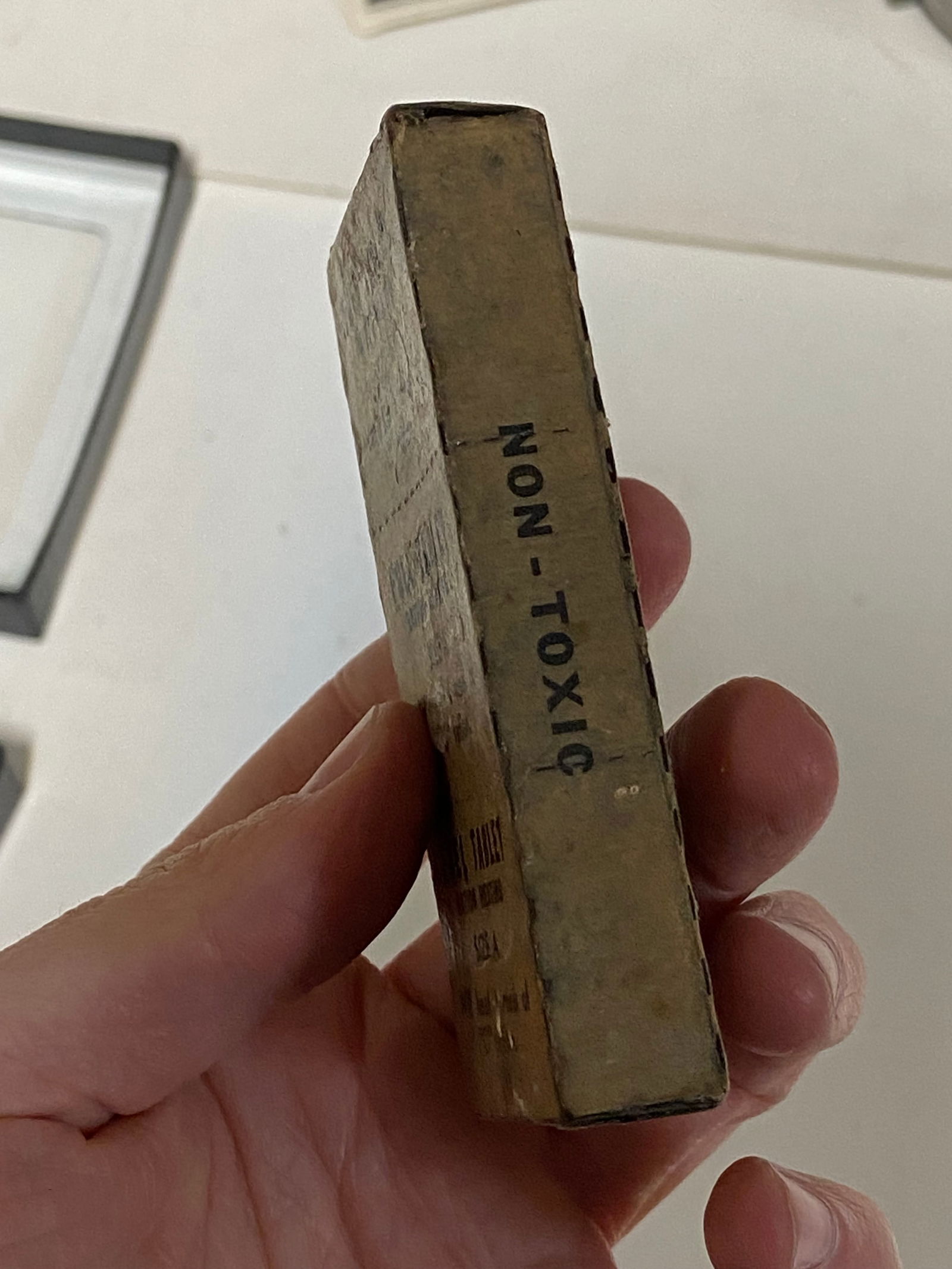 US MISC ITEM LOT - 11