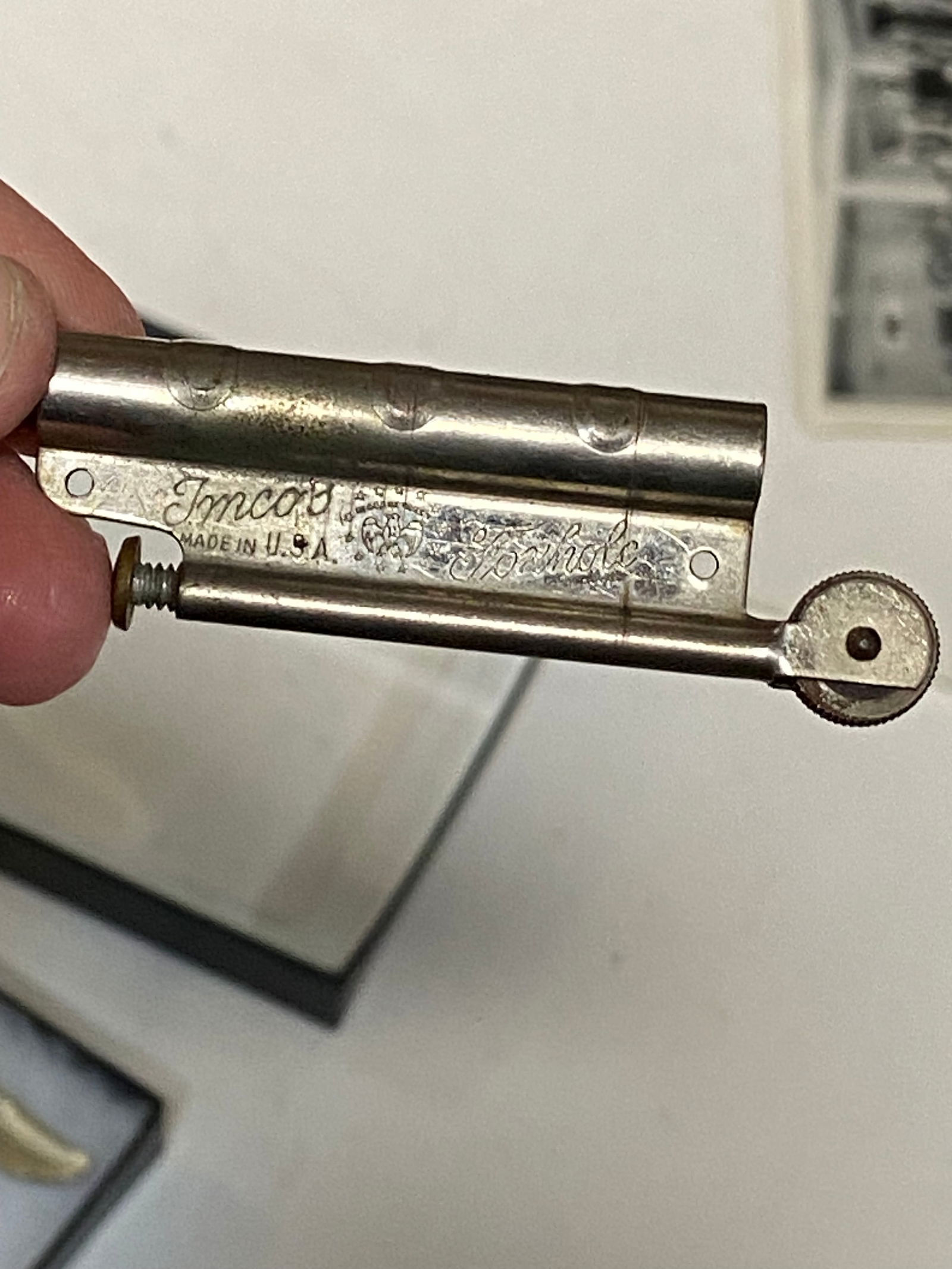 US MISC ITEM LOT - 14